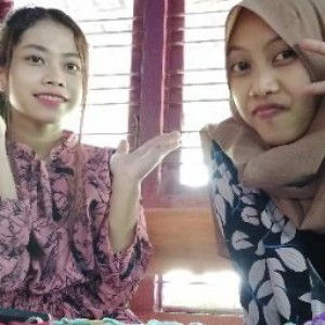 Tri Ismawati profile icon