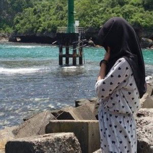 asih cahyaningrum profile icon