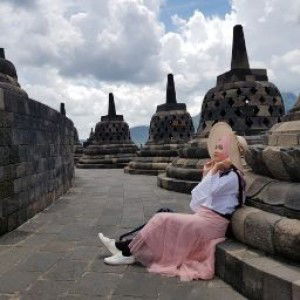 dhini octaviani profile icon