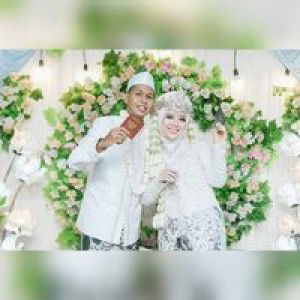 Nadya Zhella profile icon