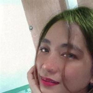 Rosalyn Vesliños Lucero profile icon