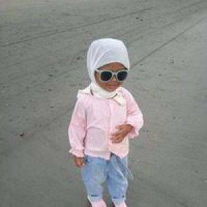 Avhika Indah profile icon