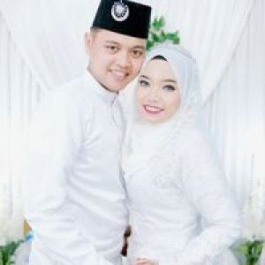 Aina Harmira profile icon