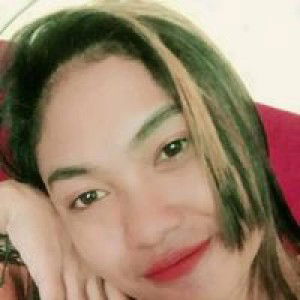 Nur Comel Comel profile icon