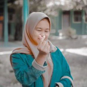 Ria Safitri24 profile icon