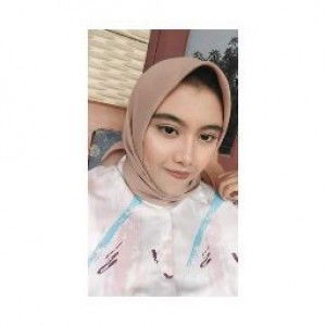Arum Fatmah profile icon