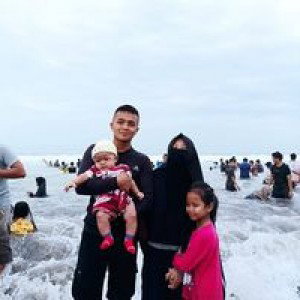 Annisa Muthoharoh profile icon