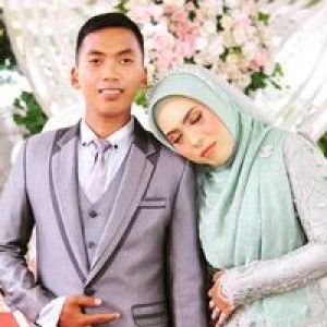 Nur Ariska profile icon