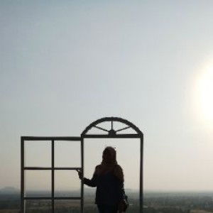 Vivi Aprilianita profile icon