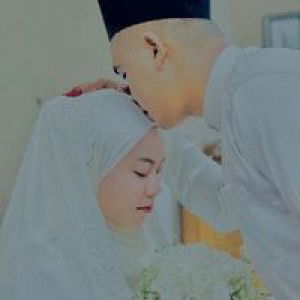 puteri nur athirah profile icon