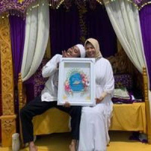 Indri Agustina profile icon