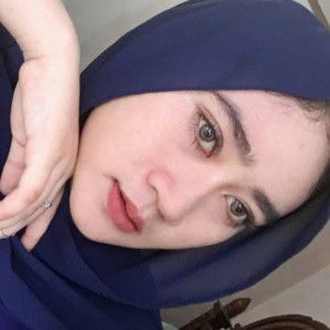 Fauziah Nurharweni profile icon