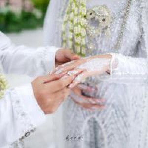 Fitri Fifitri profile icon