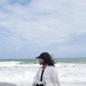 Rebecca Simogan Delapus profile icon