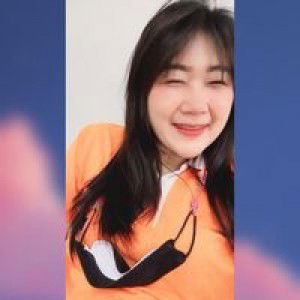 Apinya Heebthong profile icon