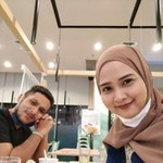 asri diniyah profile icon