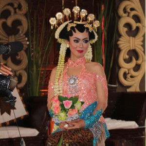 Ellok Nurfaridah profile icon