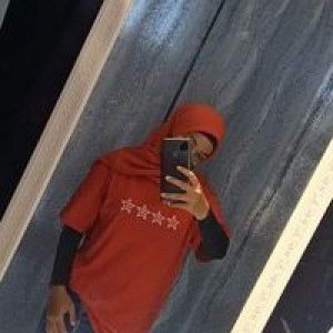 Upik Damrie profile icon