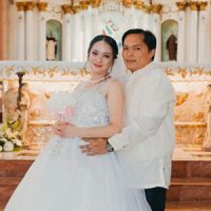 Monica Lavado Leonar profile icon