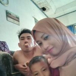 Mmh'y Reval Reval profile icon