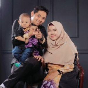 Ayu Maulyda profile icon