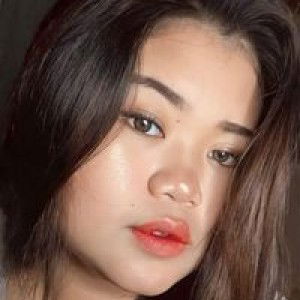 Lhiya Dunda profile icon