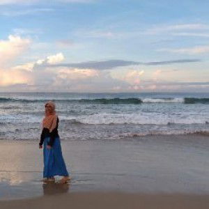 galoh retnosari profile icon