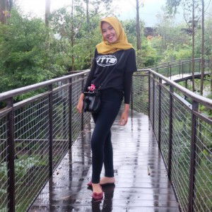 Intan Meitia profile icon