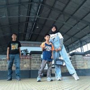 Puri Retno profile icon