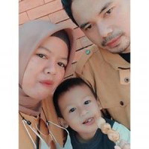 Momy Hizam profile icon