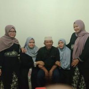 Yuni Pratiwi profile icon