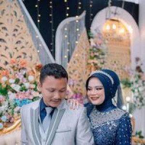 Nining Nurhidayati profile icon