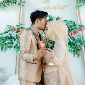 Ipit Silviawati profile icon