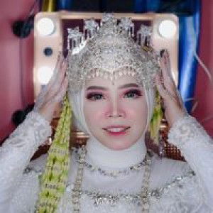 Fitri Yani profile icon