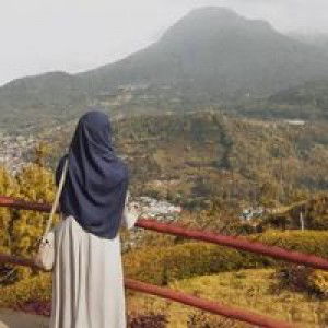 Putri Yoni Mawardi profile icon