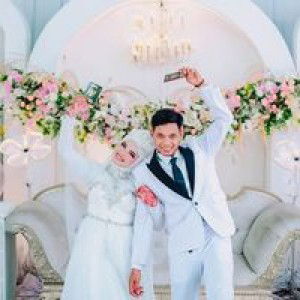 Putri Monisa profile icon