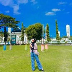 Afda Kurniawati profile icon