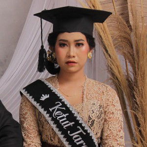 Tara Agustin profile icon