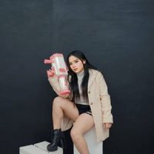 Lisa Eyelash Eyelash profile icon