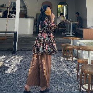 Bq Sari Pademi profile icon