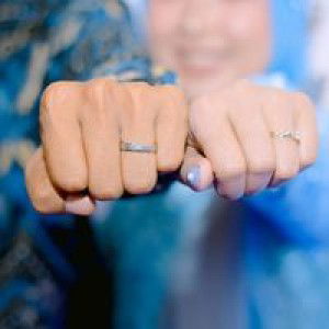 Rindi Ariani profile icon