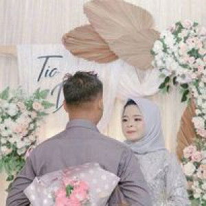 Zaqiyah Asna Dewi profile icon