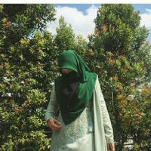 Intann Irawati profile icon