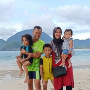 Happy Family profile icon