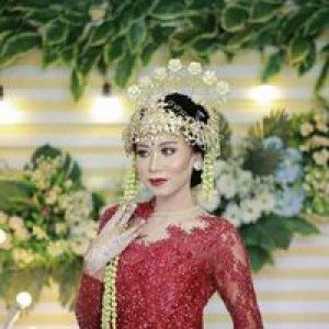 Mela Elak Safitri profile icon