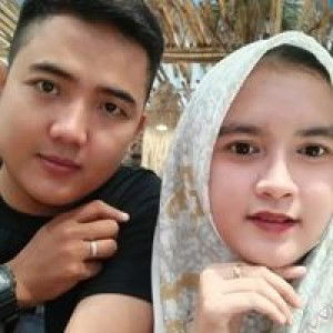 Desty Riswanthy Al-amien profile icon