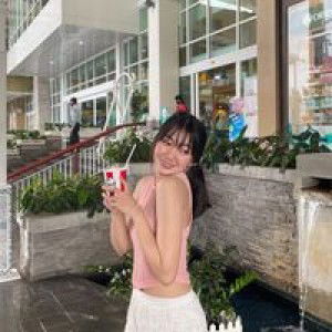 pakaporn kt profile icon