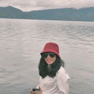 Ayu Ester Nainggolan profile icon