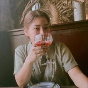 Natrinee Sakunphattharaphanit profile icon