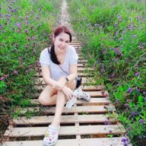 Chompoo Pink profile icon